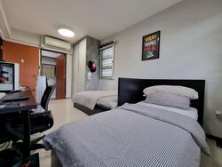 Boon Lay Avenue (Jurong West), Multi Generation #563631851